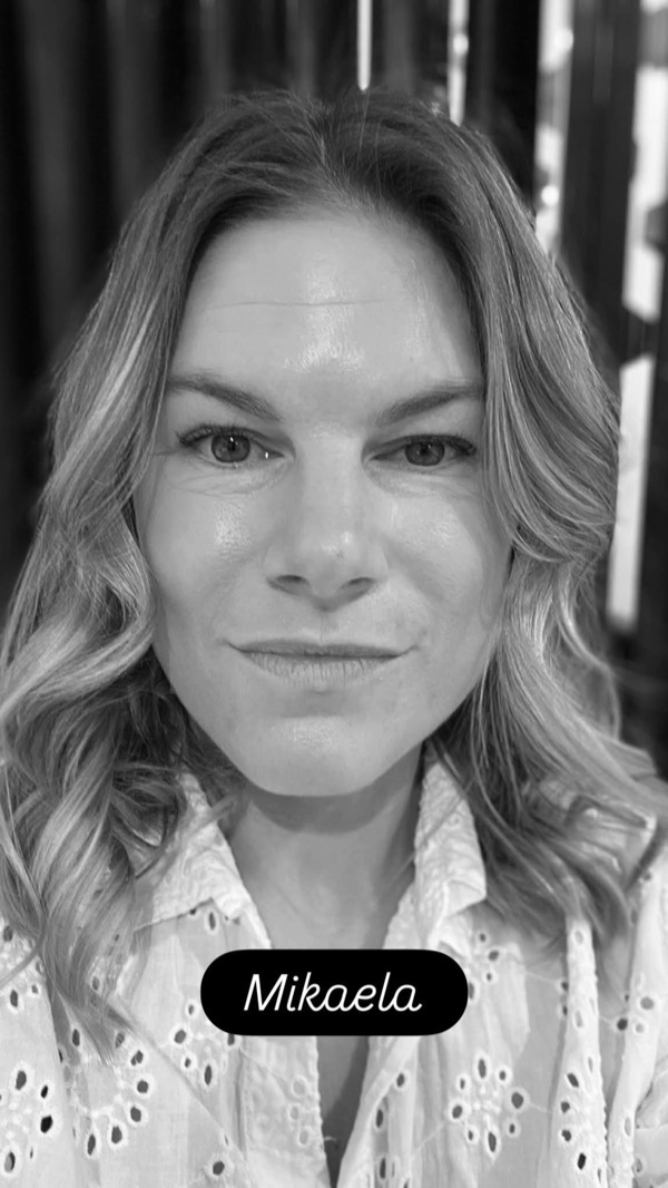 Mikaela, trainee på Paul Mitchell Salon Karlshamn